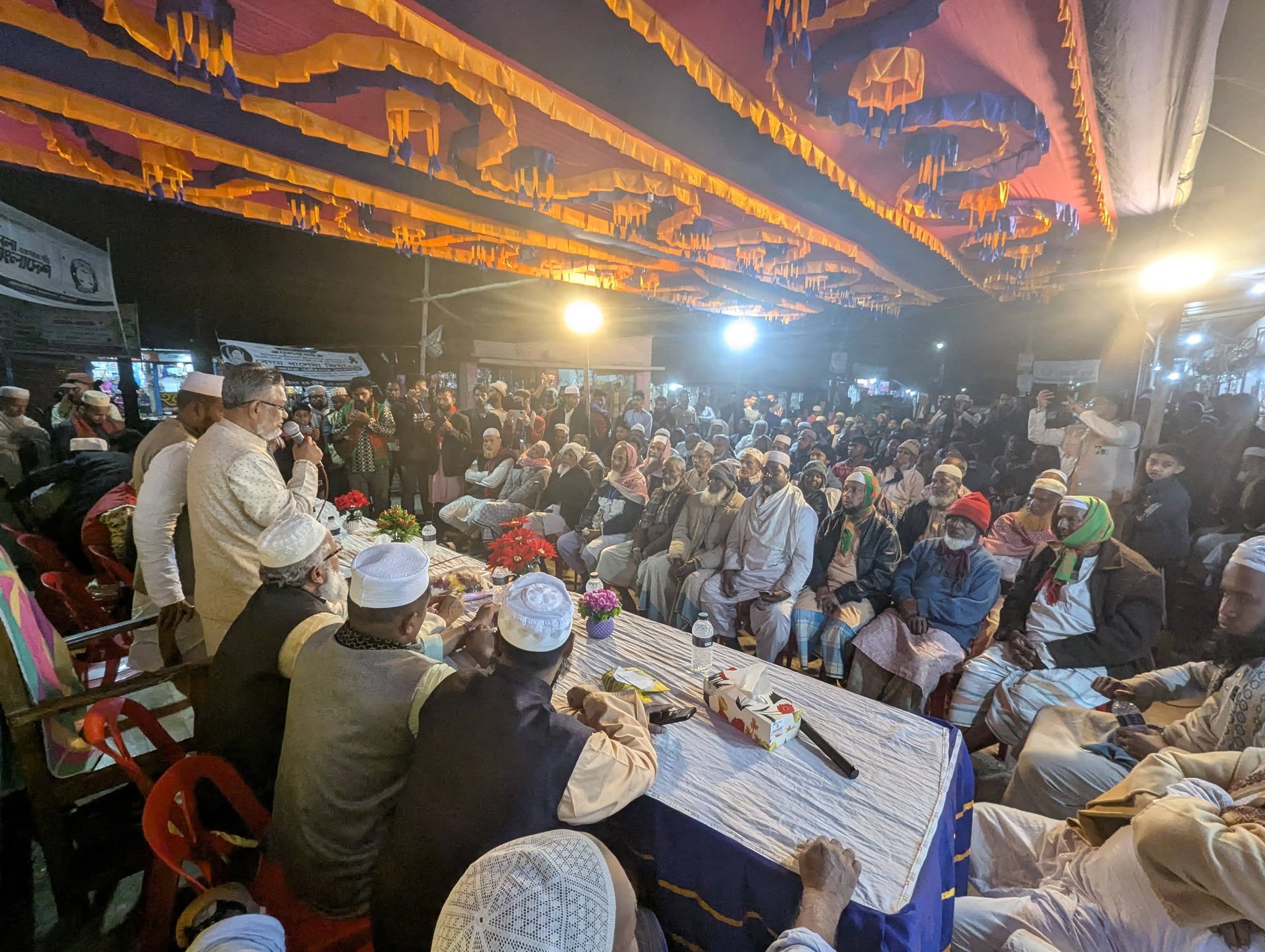 নির্বাচনী প্রচারণা ৪